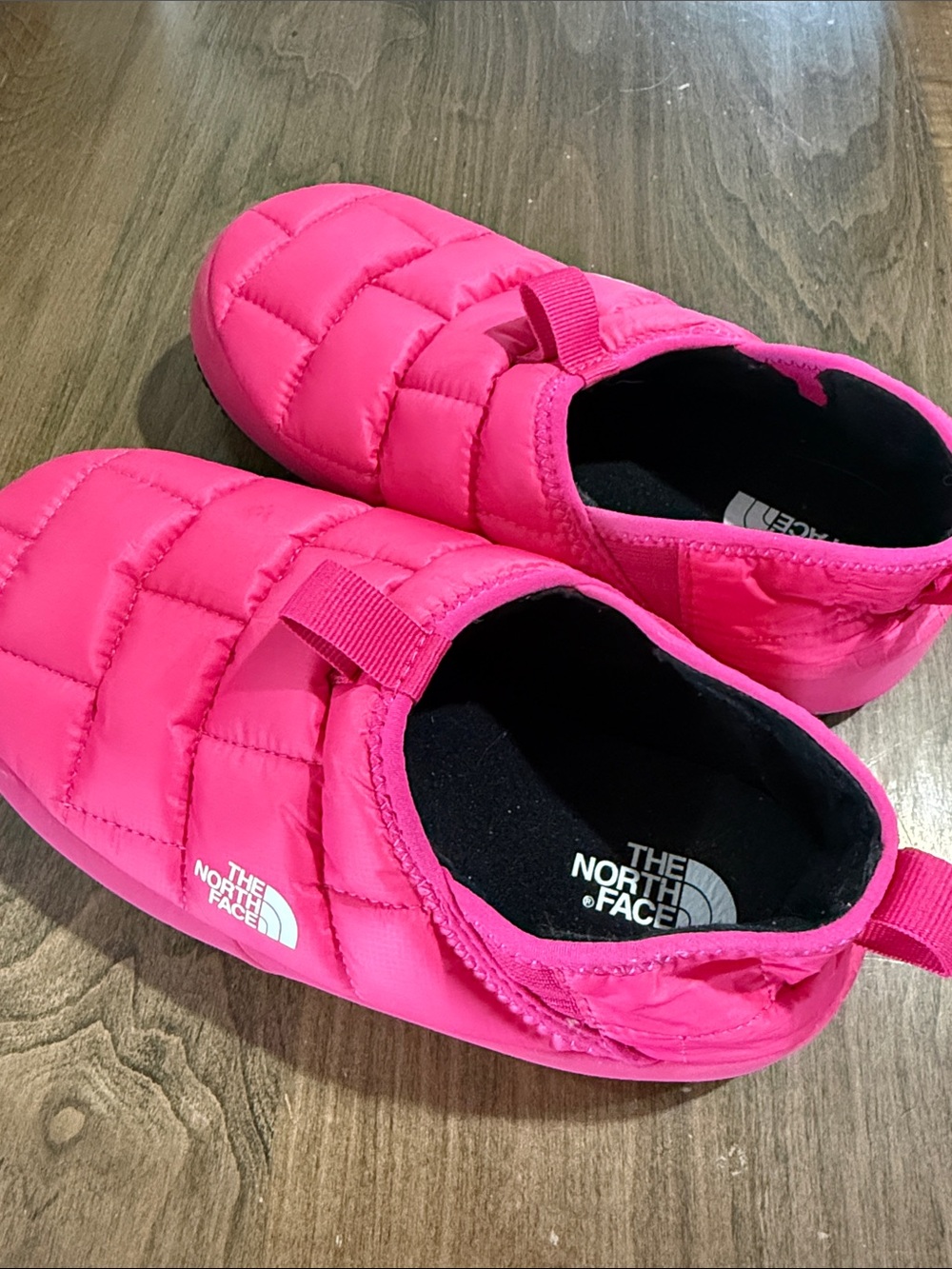 The North Face Bright Pink Thermoball Traction Mule - Youth size 5
